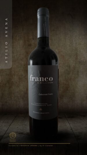 Botella del vino Atilio Avena Franco Cabernet Franc de Reserva Urbana.