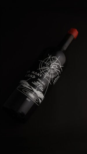 Botella del vino DEOS No Man's Land Malbec, edición limitada con 92 puntos Descorchados.